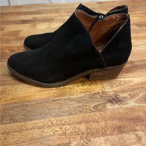 Lucky Brand black ankle booties